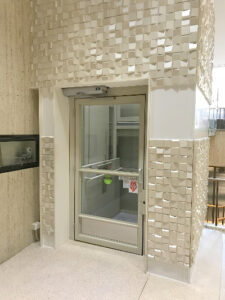 Wheelchair lift
