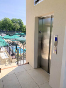 Outdoor Commercial Elevator