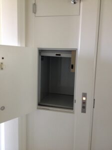 Dumbwaiter